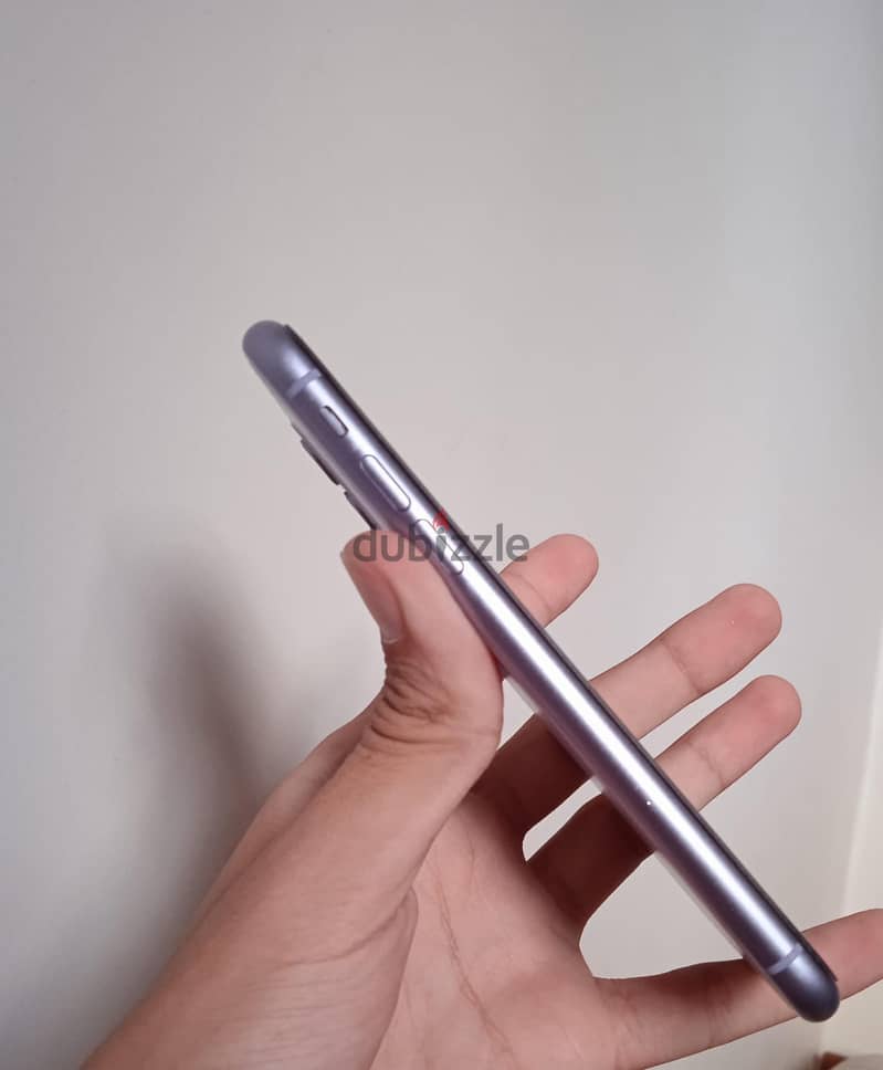 متاح ايفون 11 6