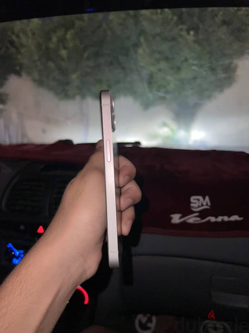 Apple - iPhone 13 1