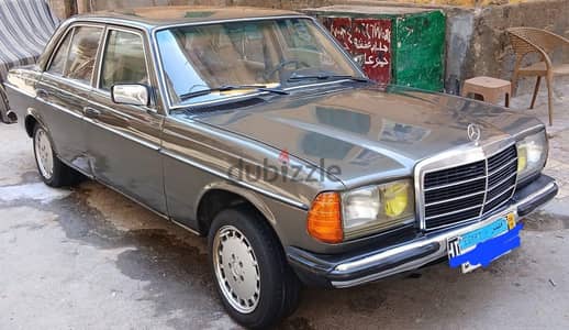 مرسيدس بنز 230 1976