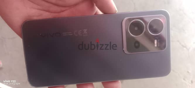فيفو موديل v25e بالكرتوته ووصله الشحن فقط