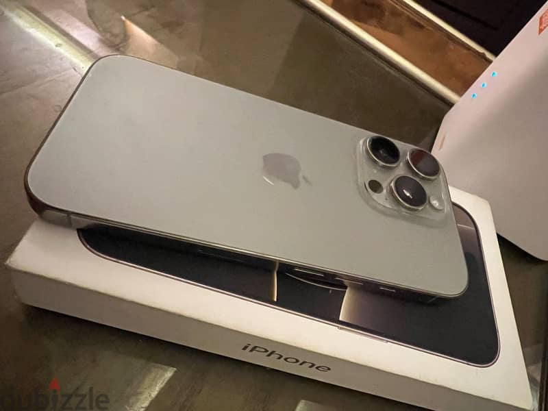 Apple - iPhone 16 Pro 5