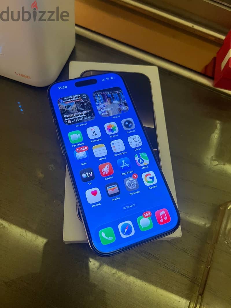 Apple - iPhone 16 Pro 9
