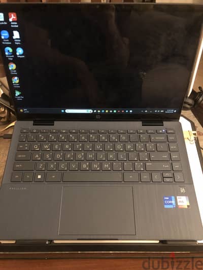HP pavillon x360 2-in-1 Laptop 14-ek1