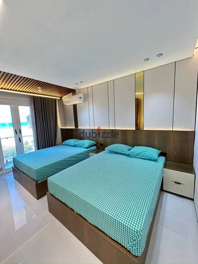 Enjoy the coastal atmosphere all year round in Ras El Hekma Own a two-bedroom chalet with a double view next to Sea Shore Hyde Park Almaza Bay
