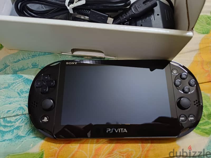 psvita slim +2 games 2