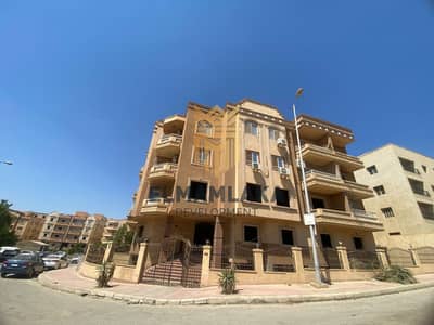 Apartment for Sale in Sheikh Zayed – District 16 | First Neighborhood  Prime opportunity to own a well-located apartment in one of the desirable areas