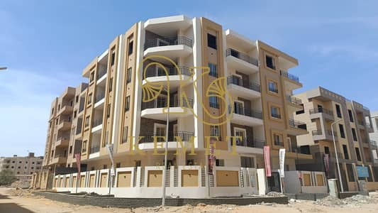 شقة 210م في بيت الوطن، 3 غرف و2 حمام وريسبشن 2 قطعة، استلام فوري، مقدم 25% وتقسيط الباقي على سنتين، مع خصم كاش 11% فقط، فرصة ممتازة للسكن والاستثمار. !