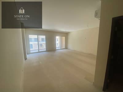 شقة مميزة للإيجار في 90 Avenue | 184م | 3 غرف نوم | غرفة ناني بحمام | موقع متميز