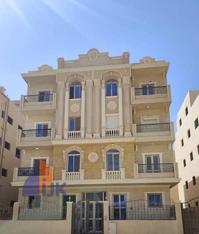 A great deal on an apartment for sale in Beit Al Watan, Fifth Settlement. Excellent residential location, very close to all services and major roads i