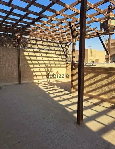 Apartment for sale on the 8th floor with a roof in Good Buildings, View Garden, Zahraa Al-Maadi Main