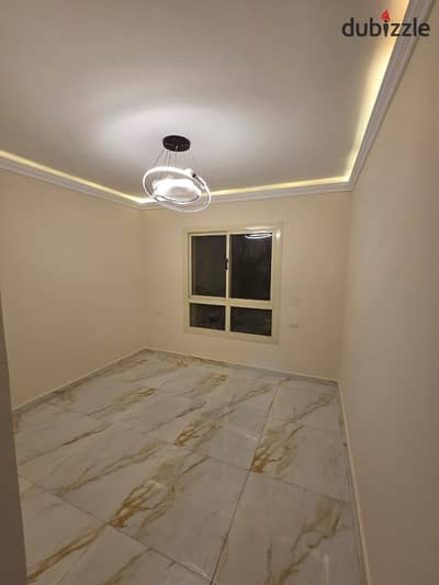 Required EGP 1,100,000 down payment 10-year installments prime clubhouse view own apartment Hyde Park near Zed East mins La Vista