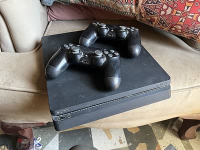 PlayStation 4 slim