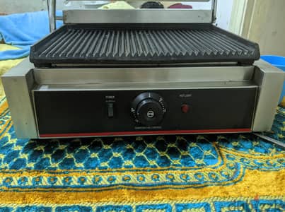 جريل كهربا بانيني حاجه كويسه جدا اكتر من 300 درجه