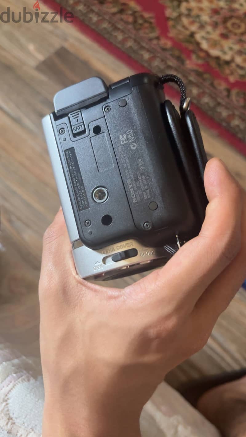 Sony HandyCam DCR-SR 46 1