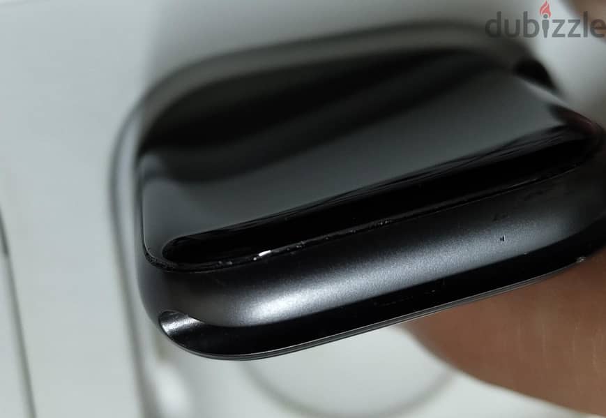 apple watch series 5 excellent condition 2