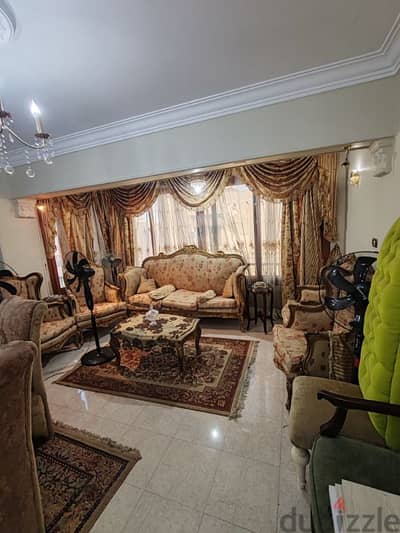 شقة للايجار مفروشة في كمبوند ٣ غرف