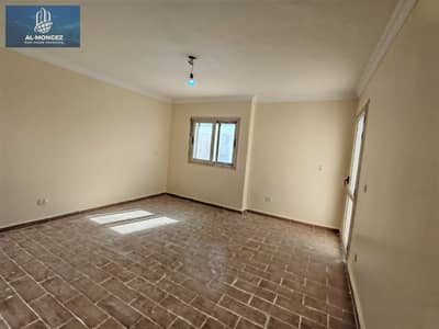 Apartment for rent under the new law in Madinaty, 130 sqm, super deluxe finishes in Dar Misr Al-Karnful, New Cairo