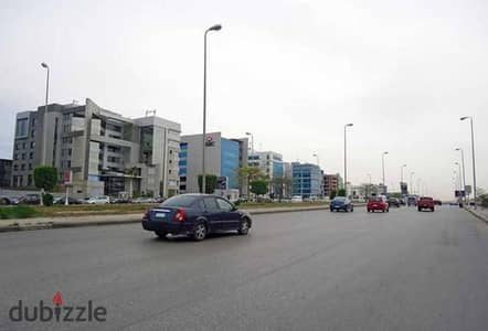 دوبليكس للإيجار ٣٦٠م علي التسعين الجنوبي في التجمع الخامس أمام اامستشفي الجوي ٥ غرف