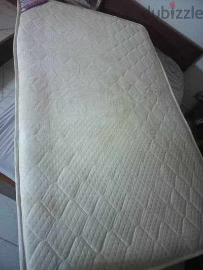 مرتبه 120 سم للبيع مستعمله بحاله جيده ب٢٥٠٠ جنيه بدون فصال مرتبه 120 سم للبيع مستعمله بحاله جيده ب٢٥٠٠ جنيه بدون فصال