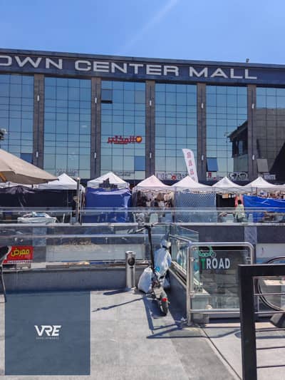 Shop for sale in the premier mall in Al-Shorouk—Town Center 2—located opposite Green Hills Club. Immediate handover; the shop is currently leased with