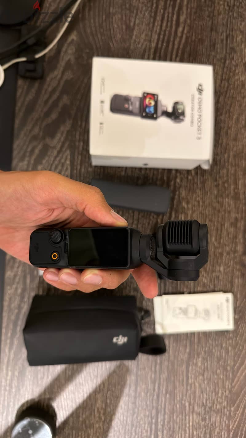 DJI osmo pocket 3 creator combo 5