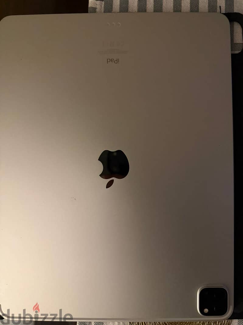 ipad pro 5th gen (12.9 inch) 3