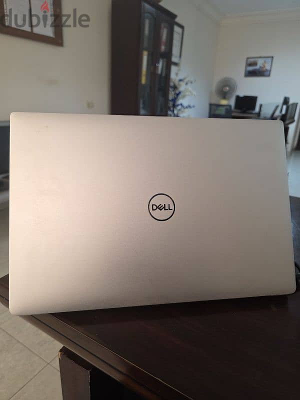 Dell precision 5530 1