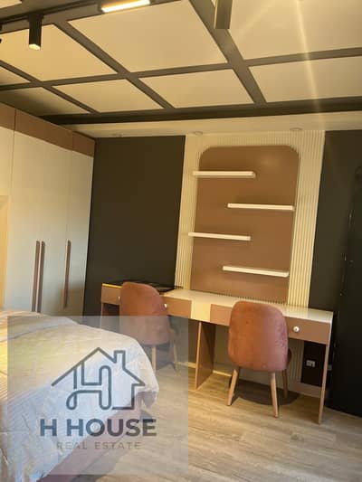 A distinctive apartment is available for rent in Al Rehab    Area: 211 sq m  3 bedrooms + nanny's room  3 bathrooms  Phase 7  Spacious and