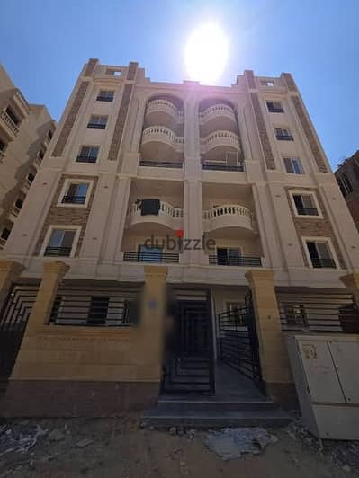 Apartment for sale small investor area 175m second floor on red brick immediate delivery with electricity meter