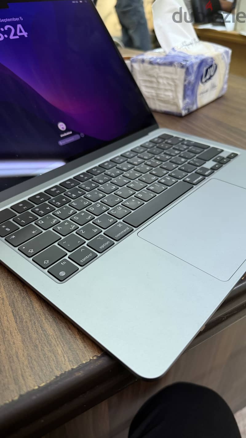 Macbook Air M2 slightly used 1