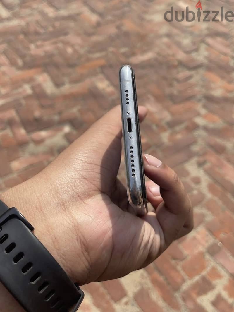 iPhone 11 Pro Max white 1