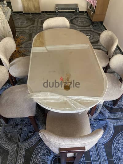 للبيع