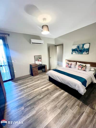 Penthouse Roof Fully Furnished in Midtown compound