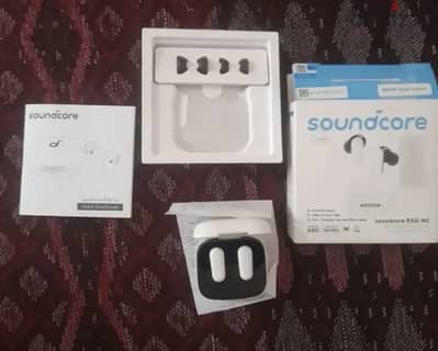 Soundcore r50i nc with 2 cases