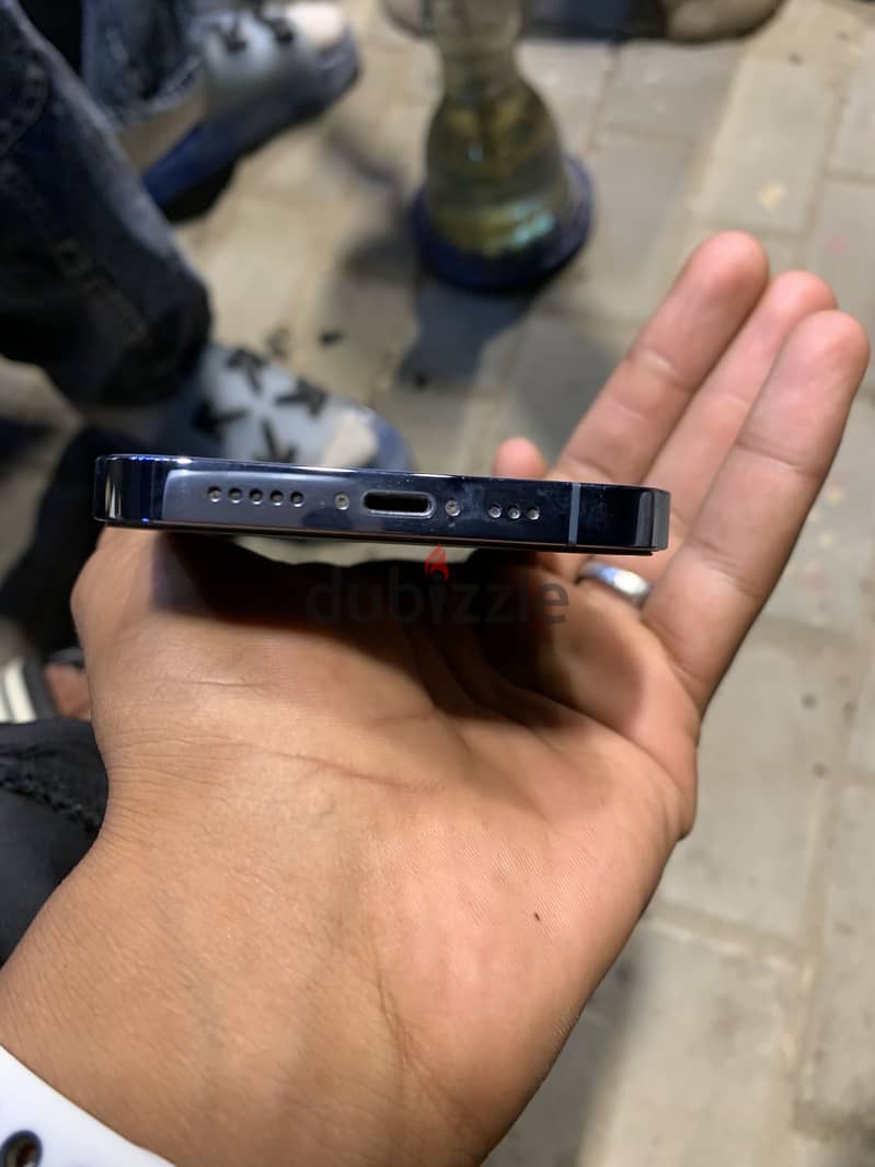 آبل - آيفون 13 برو 4
