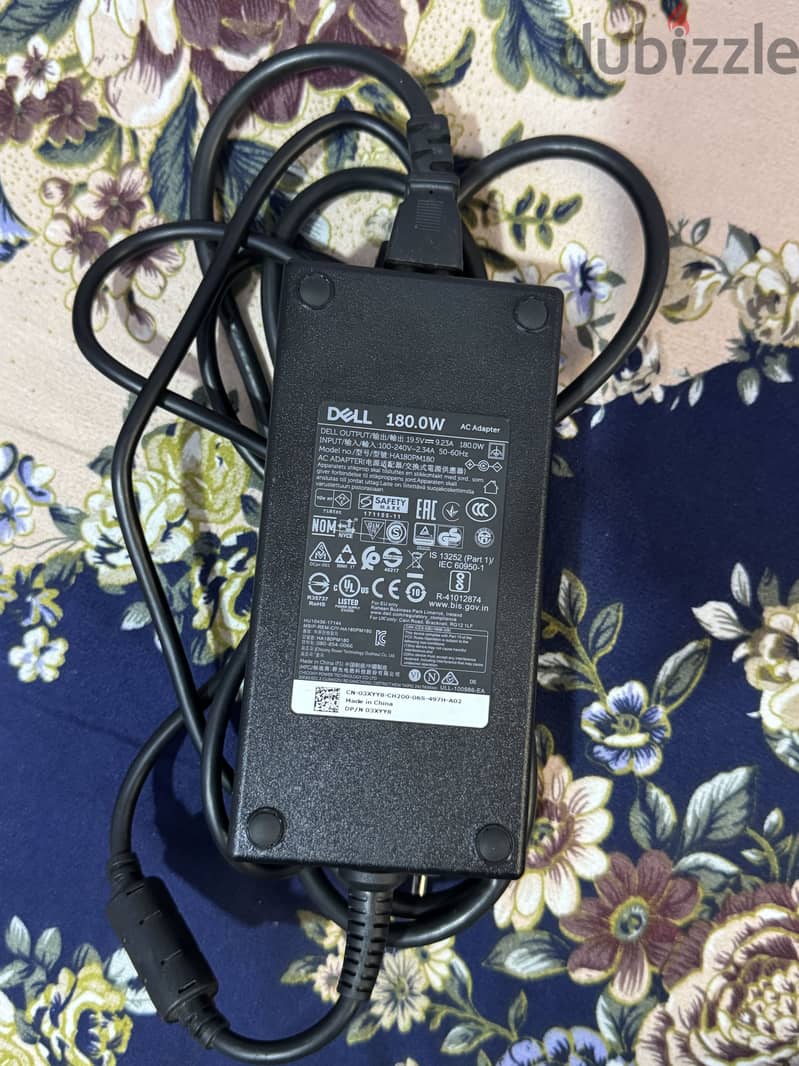 Dell precision 7720 1