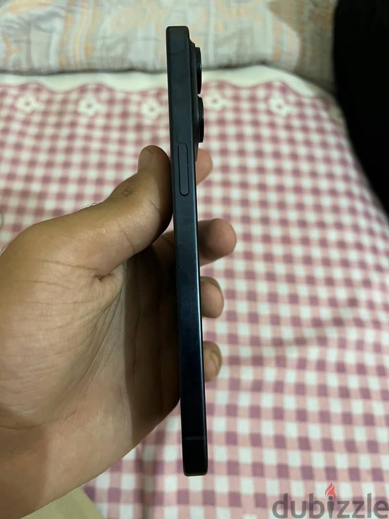 Apple - iPhone 15 Pro Max 3
