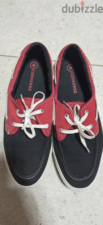 converse اوريجنال مقاس ٤٧ تلبيس صغير يلبس ٤٦