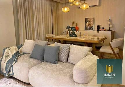 Apartment for sale in Mayan Compound, Fifth Settlement: 3 bedrooms, super-lux finish, with a down payment of 1,400,000 and no interest.