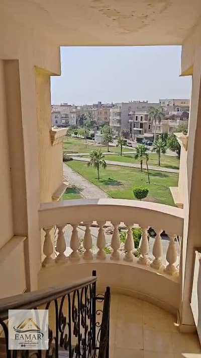 For sale in New Cairo, behind Mirage, a 200 sq m rooftop apartment on the third floor, sea view, semi-finished.