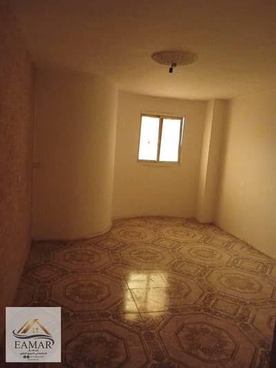 For rent in the villas of the Fourth District, Fifth Settlement: a 200 sq m apartment on a raised ground floor.