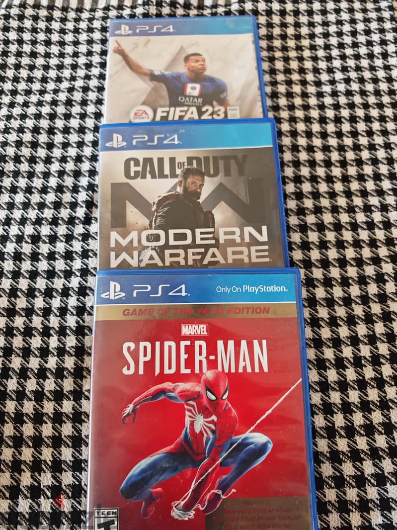 PS4 Slim | 1000GB storage 2