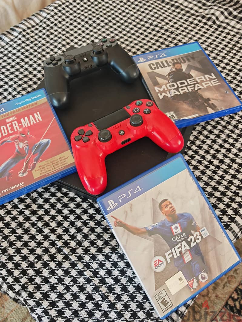 PS4 Slim | 1000GB storage 10