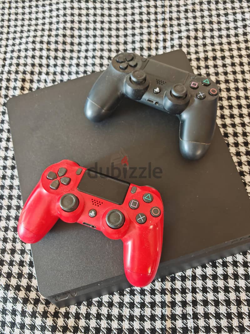 PS4 Slim | 1000GB storage 11
