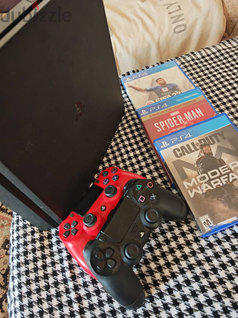 PS4 Slim | 1000GB storage 17