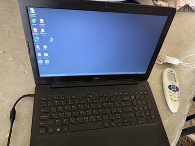 Dell inspiron 3593  8GB RAM Windows 10 Pro