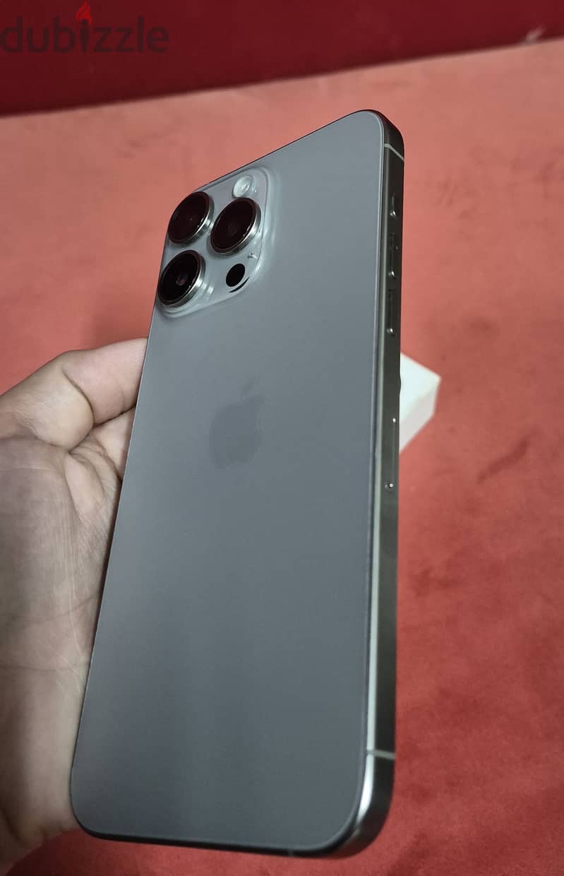 Apple - iPhone 15 Pro Max 4