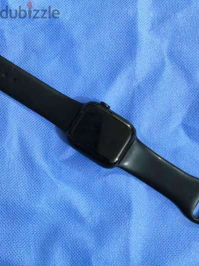 Apple watch series 8