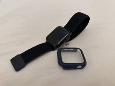 Apple Watch SE 2nd Generation 40mm GPS ⌚