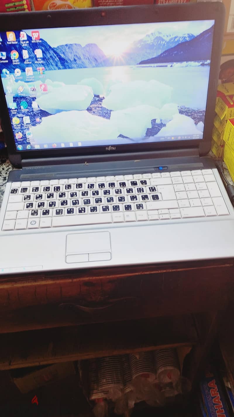 لاب توب للبيع 1